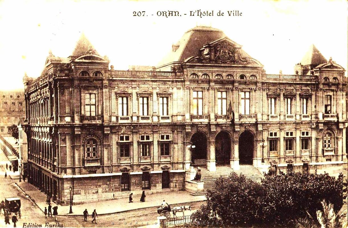 PA b- 013- Hotel de ville.jpg